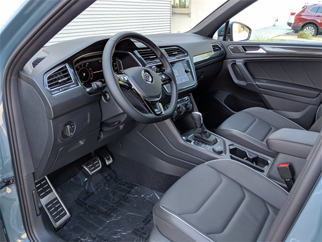 New 2020 Volkswagen Tiguan 2.0T SEL Premium R-Line 4D Sport Utility in